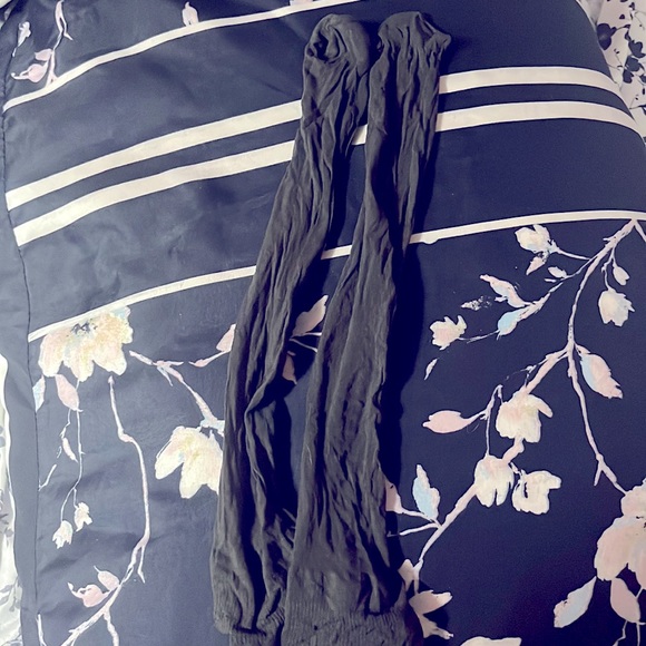 L’eggs Everyday Knee Highs - Picture 3 of 6